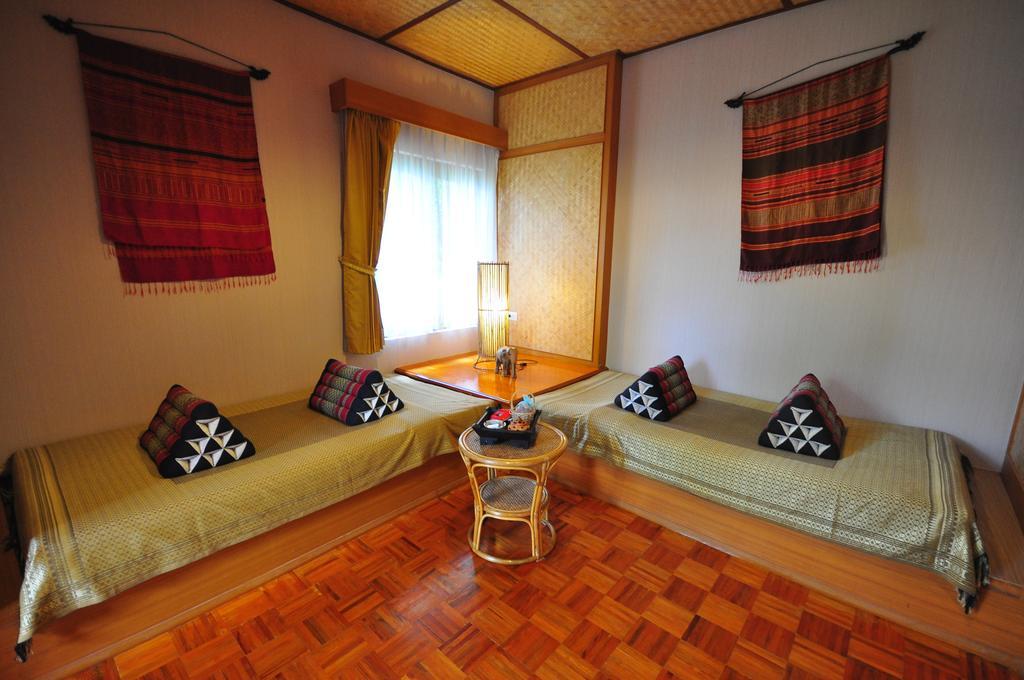 Coral Hotel Bangsaphan Bang Saphan Eksteriør billede
