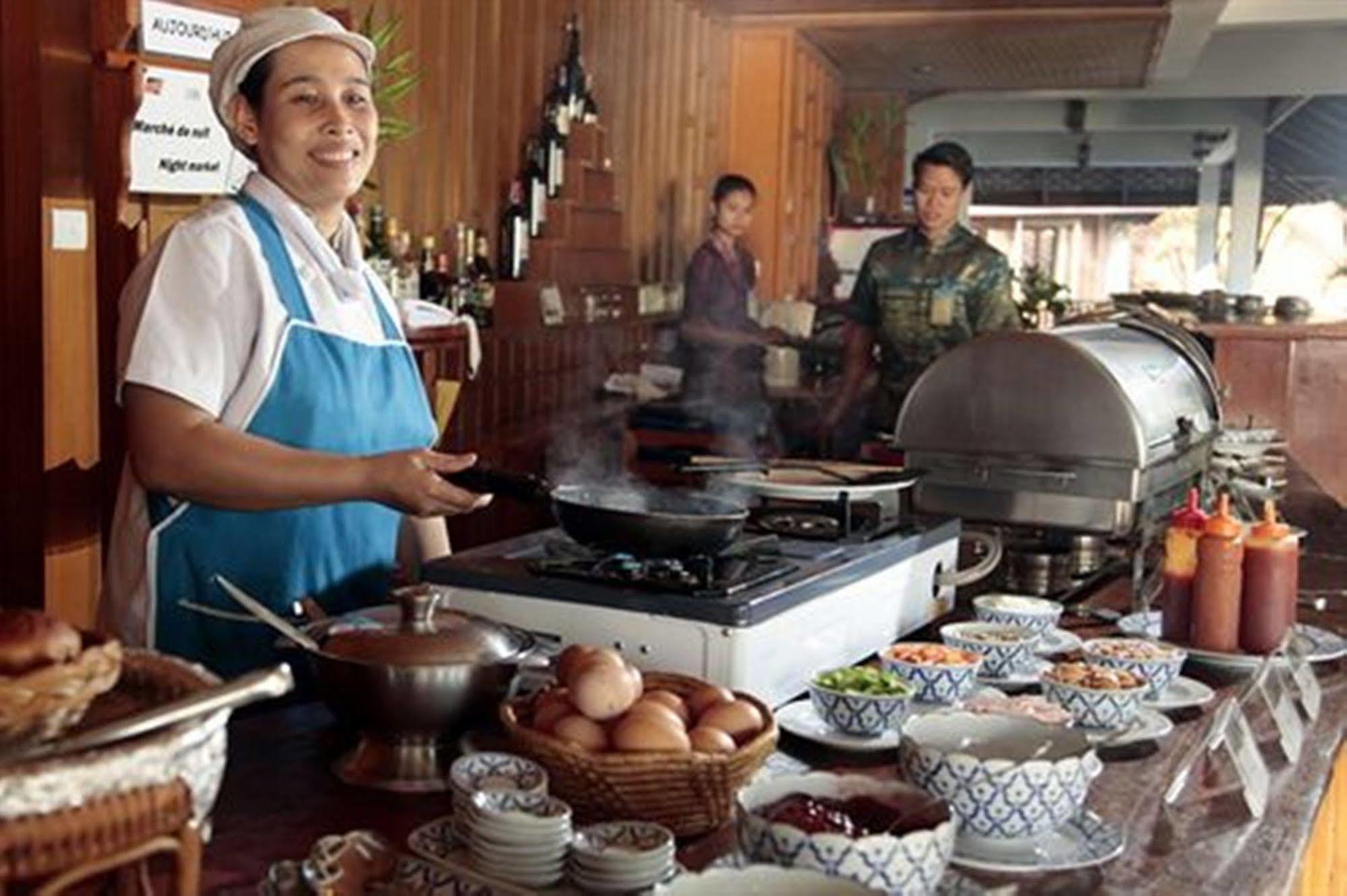 Coral Hotel Bangsaphan Bang Saphan Eksteriør billede